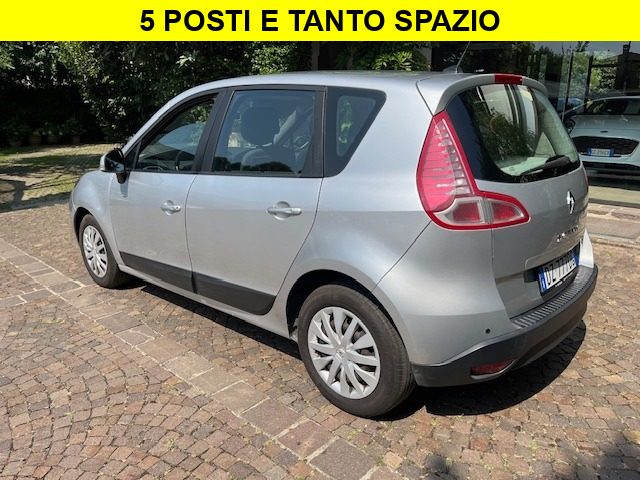 RENAULT Scenic 1.5 dCi 110CV Immagine 3