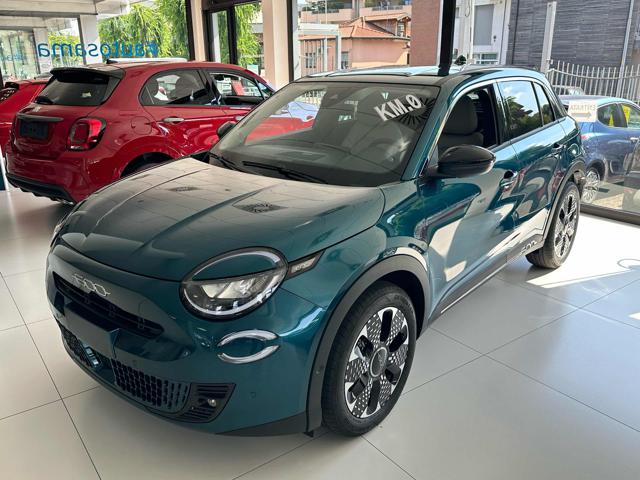 FIAT 600 1.2 hybrid MHEV 100cv La Prima KM.ZERO Immagine 0