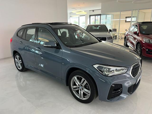 BMW X1 sDrive18i Msport tetto panor. Immagine 3