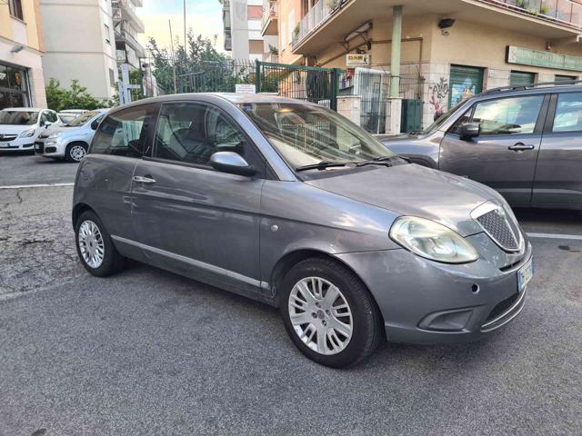 LANCIA Ypsilon 1.3 MJT 90 CV Oro Immagine 2