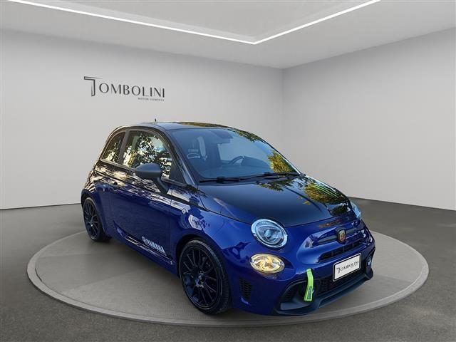 ABARTH 500 595 1.4 T-Jet 165cv Monster Energy Yamaha Immagine 3