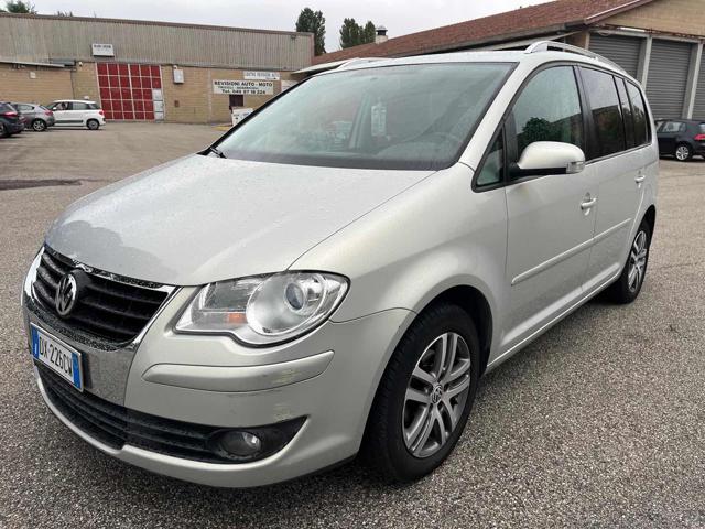 VOLKSWAGEN Touran Benzina/Metano 2009 usata