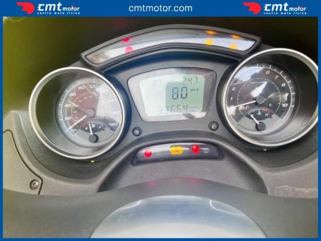 PIAGGIO MP3 Garantito e Finanziabile Immagine 4