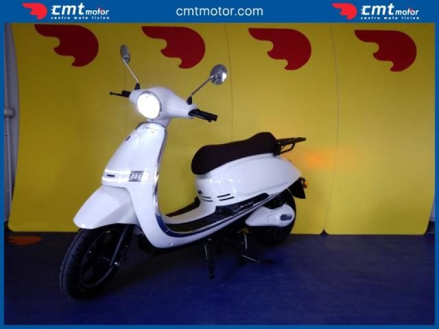 CJR MOTORECO Other Trinity 5kW Elettrico Garantito e Finanziabile Immagine 1