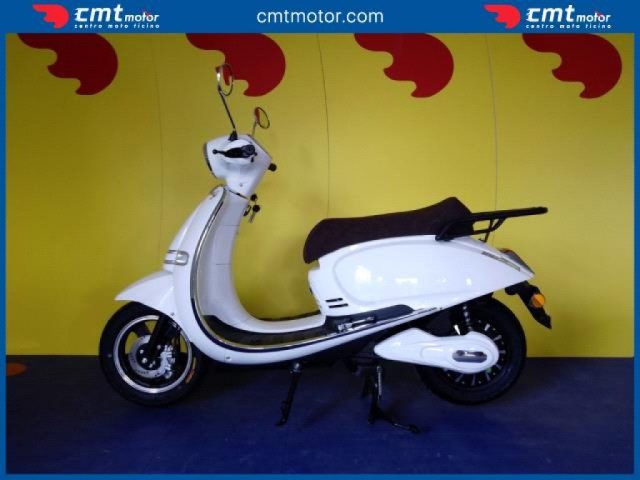 CJR MOTORECO Other Trinity 5kW Elettrico Garantito e Finanziabile Immagine 2