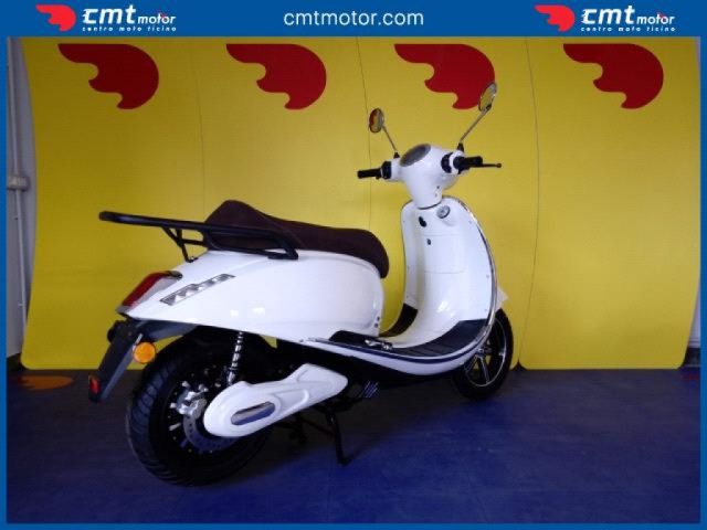 CJR MOTORECO Other Trinity 5kW Elettrico Garantito e Finanziabile Immagine 3