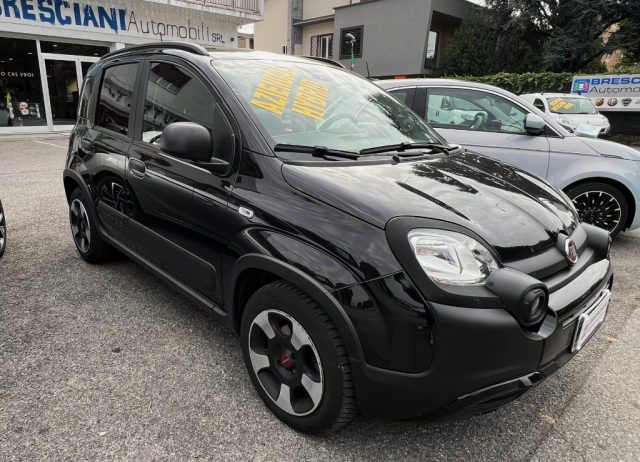 FIAT Panda 1.0 FireFly S&S Hybrid City Cross Immagine 1