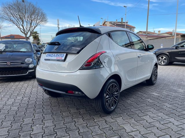 LANCIA Ypsilon 1.0 FireFly 5 porte S&S Hybrid Oro #Clima.Auto Immagine 4