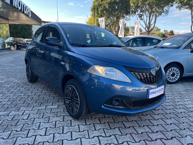 LANCIA Ypsilon 1.0 FireFly 5 porte S&S Hybrid Oro #Clima.Auto Immagine 2