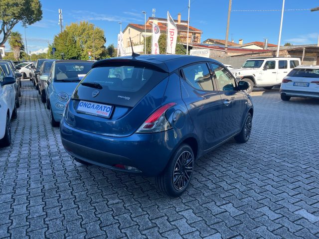 LANCIA Ypsilon 1.0 FireFly 5 porte S&S Hybrid Oro #Clima.Auto Immagine 4