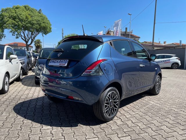 LANCIA Ypsilon 1.0 FireFly 5 porte S&S Hybrid Platino #Pack.Tech Immagine 4