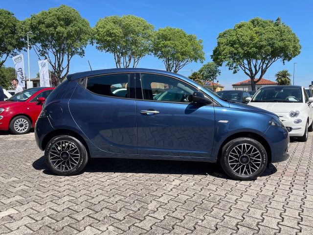 LANCIA Ypsilon 1.0 FireFly 5 porte S&S Hybrid Platino #Pack.Tech Immagine 3