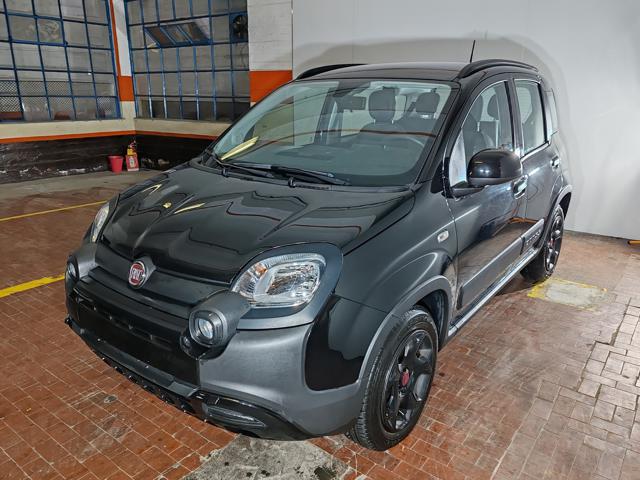 FIAT Panda Cross 1.0 Hybrid 70cv Cross+Clima Auto 36 Rate da 177,95 Immagine 0