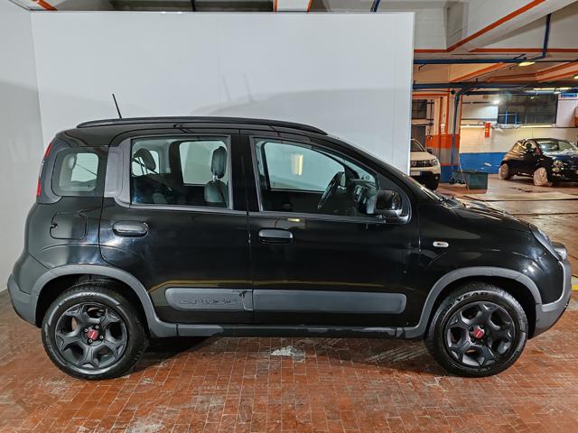 FIAT Panda Cross 1.0 Hybrid 70cv Cross+Clima Auto 36 Rate da 177,95 Immagine 3