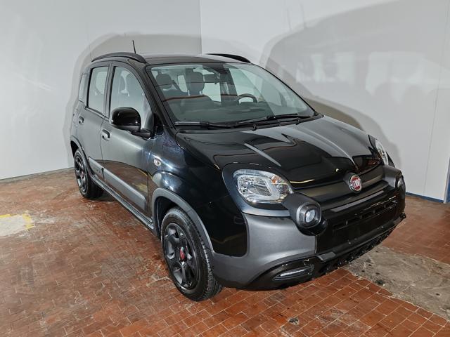 FIAT Panda Cross 1.0 Hybrid 70cv Cross+Clima Auto 36 Rate da 177,95 Immagine 2