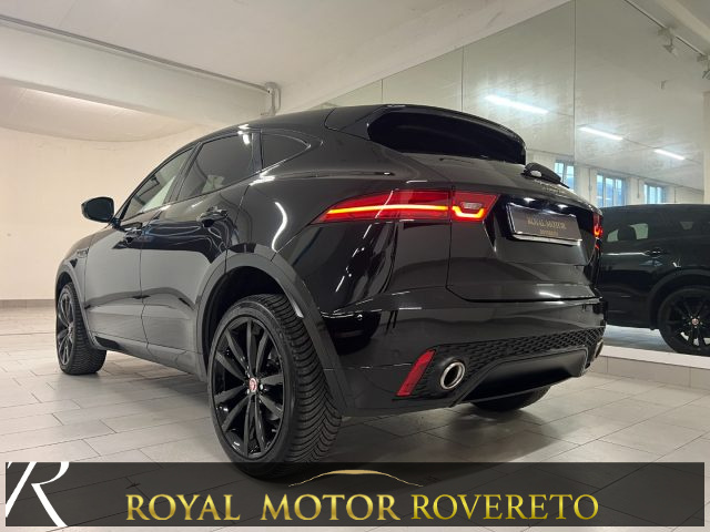 JAGUAR E-Pace 2.0D 150 CV AWD aut. R-Dynamic FULL BLACK !! Immagine 4