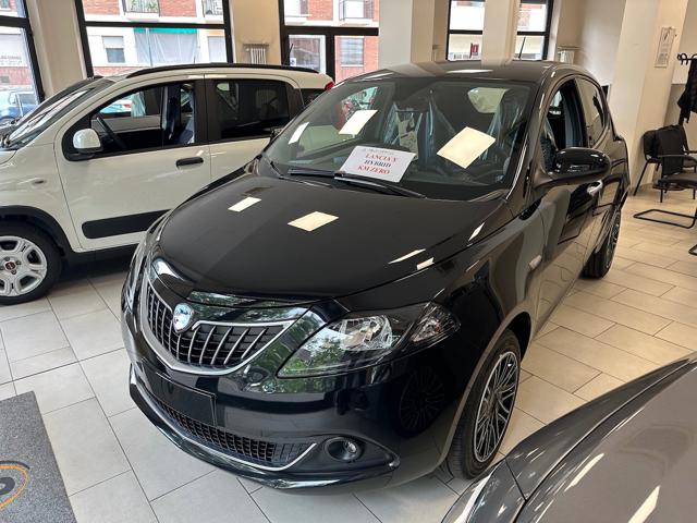 LANCIA Ypsilon Elettrica/Benzina 2023 usata