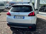 PEUGEOT 2008 BlueHDi 100 Allure