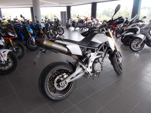 APRILIA Dorsoduro 750 . Immagine 2