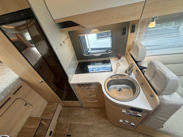 HYMER-ERIBA  BMC I 550 Immagine 4