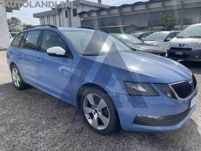 SKODA Octavia 2.0 TDI SCR 150 CV Wagon Ambition Immagine 1