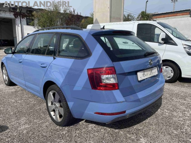 SKODA Octavia 2.0 TDI SCR 150 CV Wagon Ambition Immagine 3