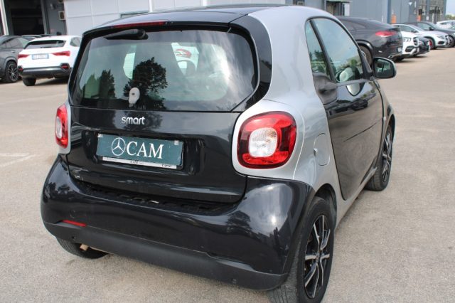 SMART ForTwo 70 1.0 twinamic Passion Immagine 1