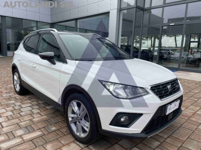 SEAT Arona 1.0 TGI Reference Immagine 1