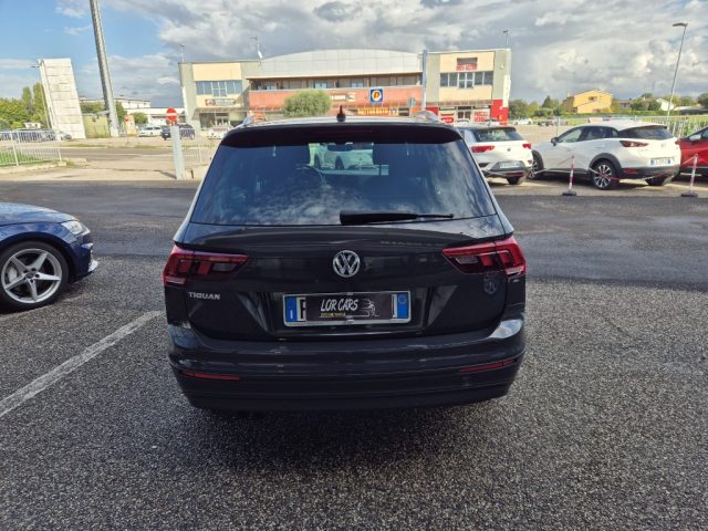 VOLKSWAGEN Tiguan 2.0 TDI SCR DSG Advanced BlueMotion Technology Immagine 4