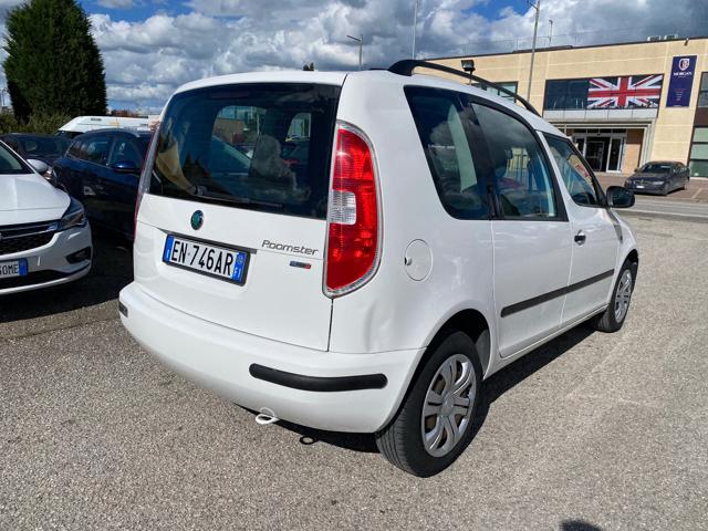 SKODA Roomster 1.6 TDI CR 90CV Ambition Immagine 2