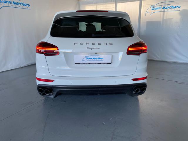 PORSCHE Cayenne 3.0 Diesel PLATINUM EDITION Immagine 4