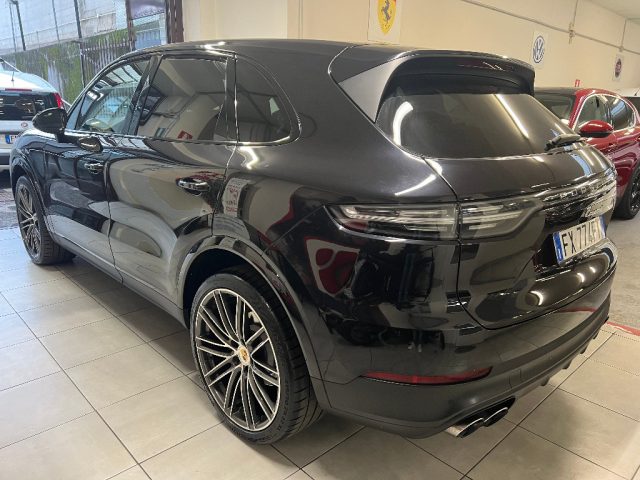 PORSCHE Cayenne 3.0 V6 TIPTRONIC PELLE TETTO APRIBILE Immagine 2