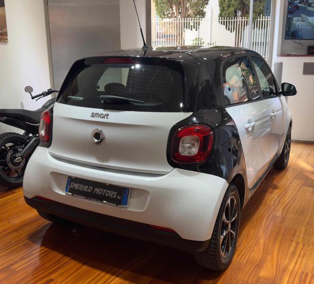 SMART ForFour 1.0 70CV twinamic Youngster Immagine 4