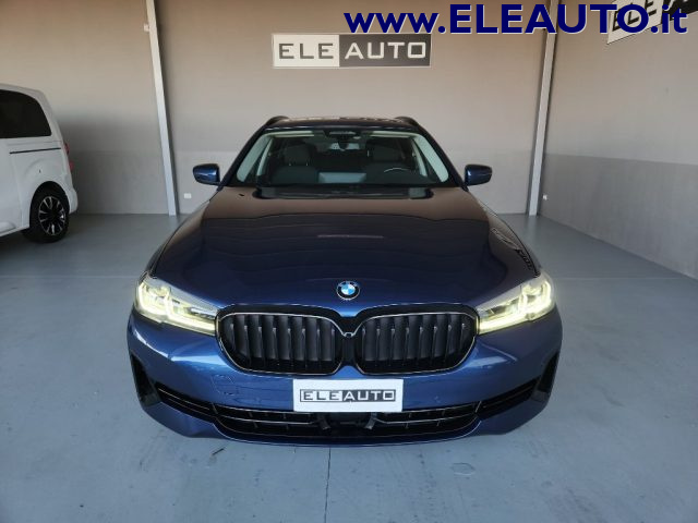 BMW 520 d 48V xDrive Touring Sport Automatic Iva Esposta Immagine 1