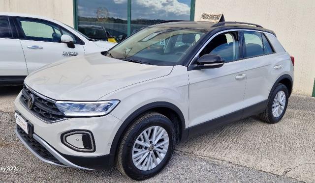 VOLKSWAGEN T-Roc 1.0 TSI Life SEMINUOVA IVA ESPOSTA Immagine 0