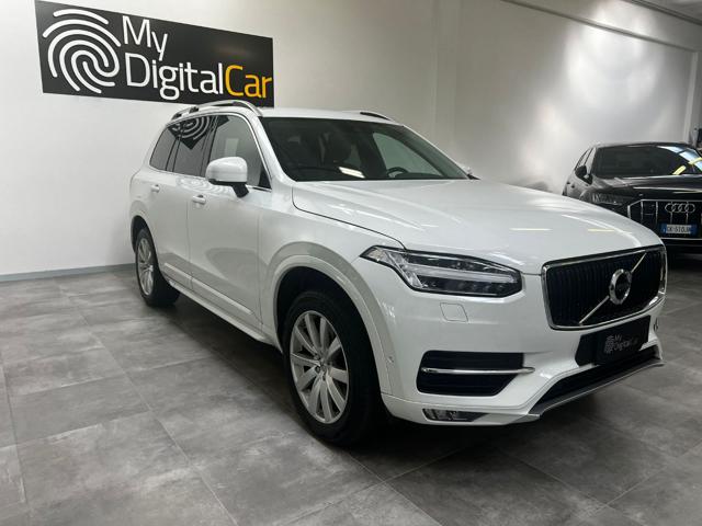 VOLVO XC90 D5 AWD Geartronic 7 posti Momentum Immagine 0