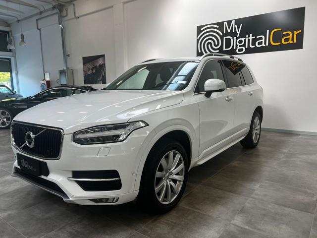 VOLVO XC90 D5 AWD Geartronic 7 posti Momentum Immagine 1