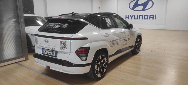 HYUNDAI Kona 2ªs. (2023-->)  EV 65.4 KWh XClass Special Editio Immagine 3