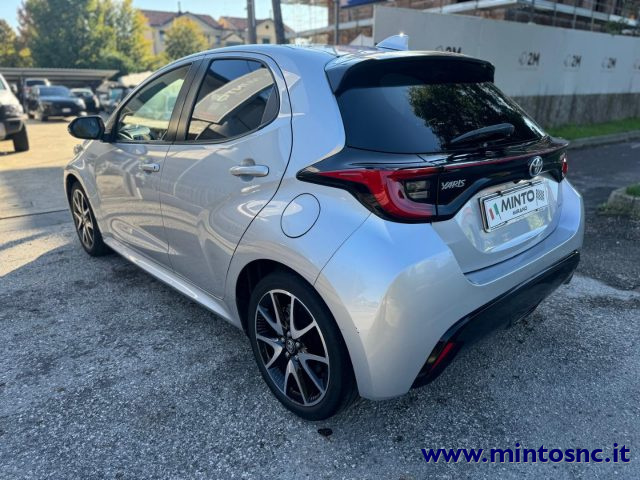 TOYOTA Yaris 1.5 Hybrid 5 porte Lounge Immagine 1