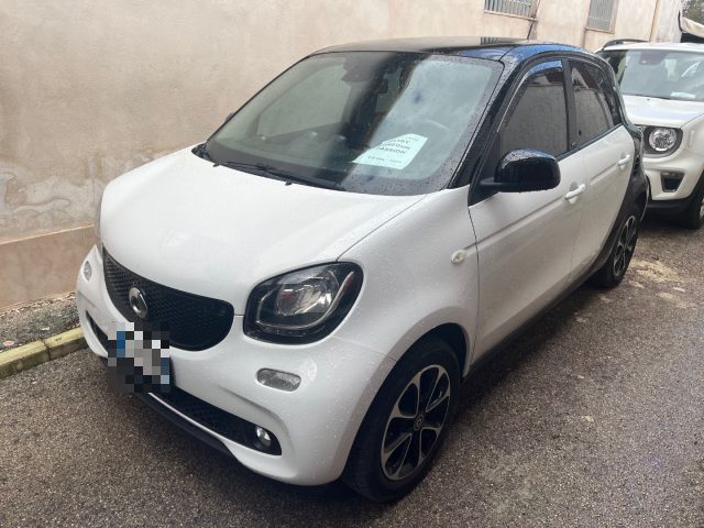 SMART ForFour Benzina/GPL 2016 usata, Napoli