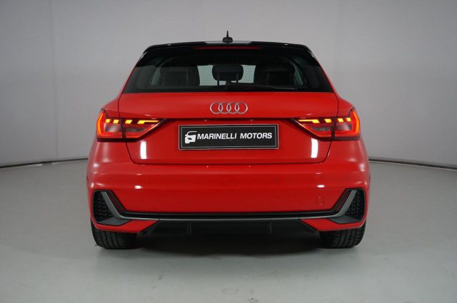 AUDI A1 30 SPB TFSI S LINE EDITION MATRIX 17&quot; Immagine 3