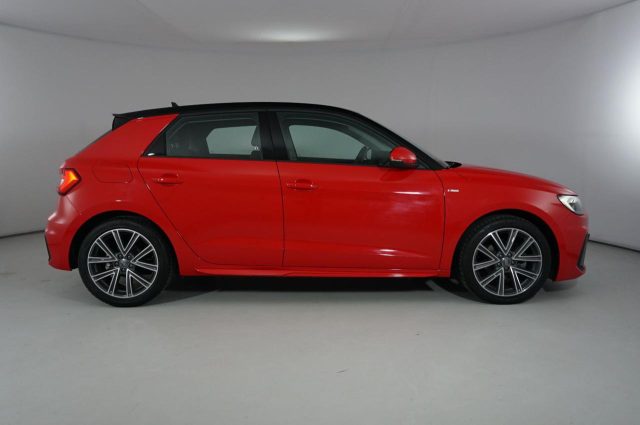 AUDI A1 30 SPB TFSI S LINE EDITION MATRIX 17&quot; Immagine 4