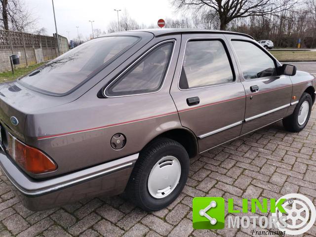 FORD Sierra 1.8 5 porte GL Immagine 4