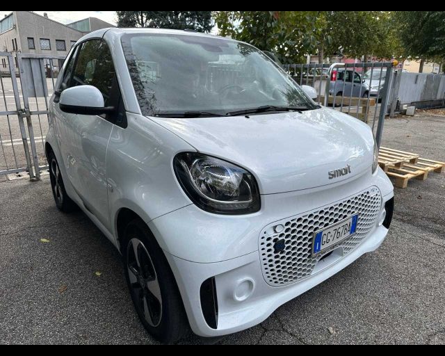 smart fortwo eq cabrio passion