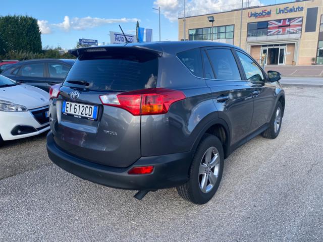 TOYOTA RAV 4 RAV4 2.0 D-4D 2WD Style Immagine 1