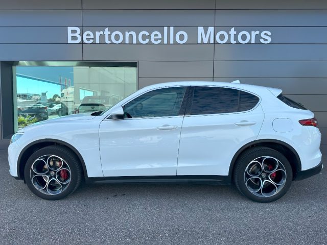 ALFA ROMEO Stelvio 2.2 Turbodiesel 210CV AT8 Q4 SUPER PELLE CARPLAY Immagine 2