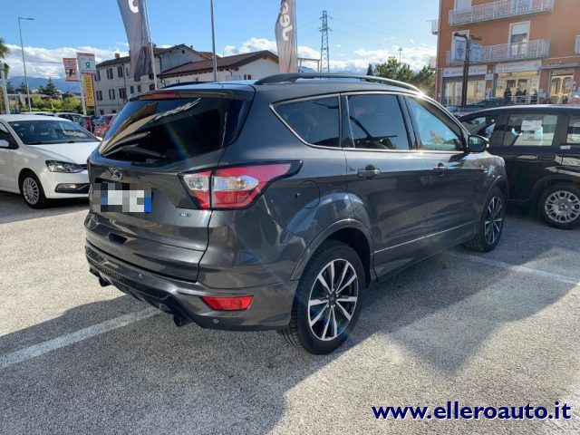 FORD Kuga 2.0 TDCI 180 CV S&S 4WD Powershift ST-Line Immagine 4