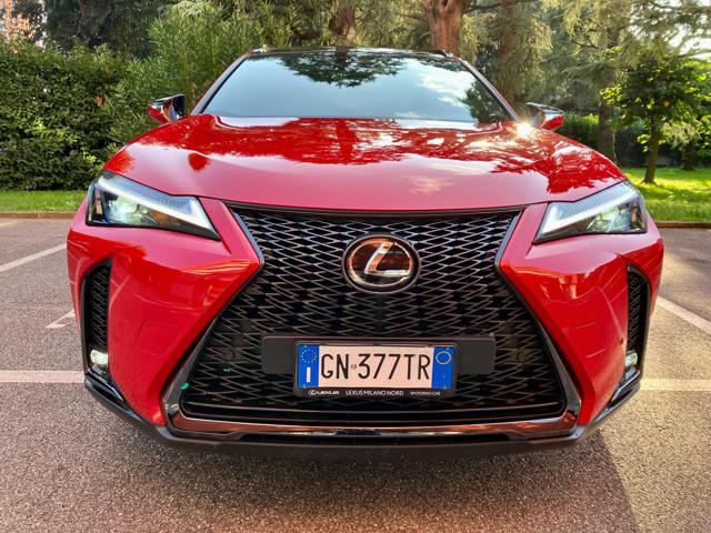 LEXUS UX 250h Full Hybrid 4WD Design solo 28.000 km Immagine 2