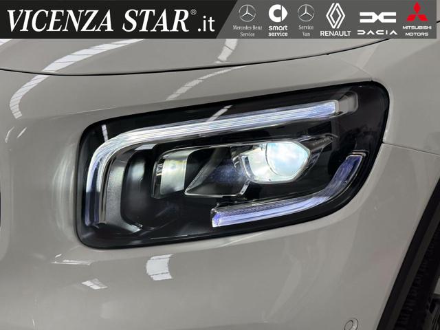 MERCEDES-BENZ GLB 200 d SPORT Immagine 1