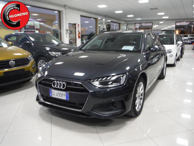 AUDI A4 Avant 30 TDI/136 CV S tronic Business Immagine 1